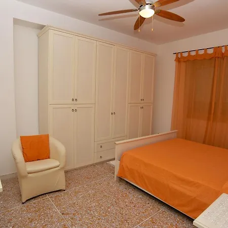 Apartment Andreina A San Pietro